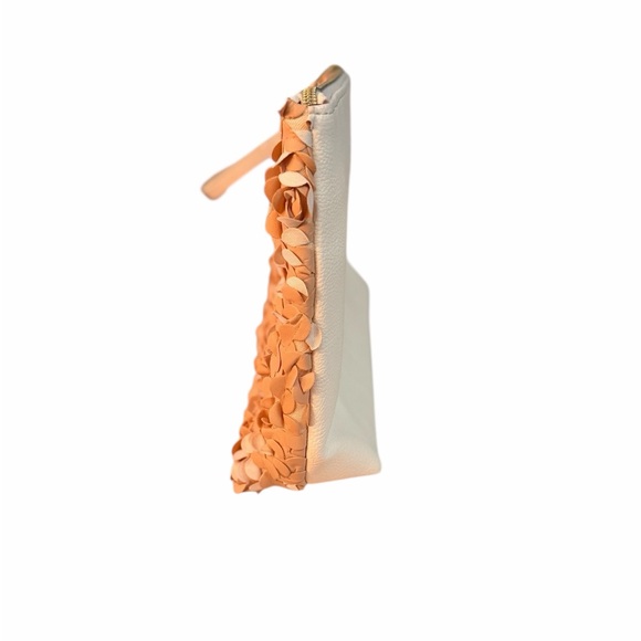 Betsey Johnson Pink and Cream Floral Clutch Wristlet Purse - Picture 6 of 7